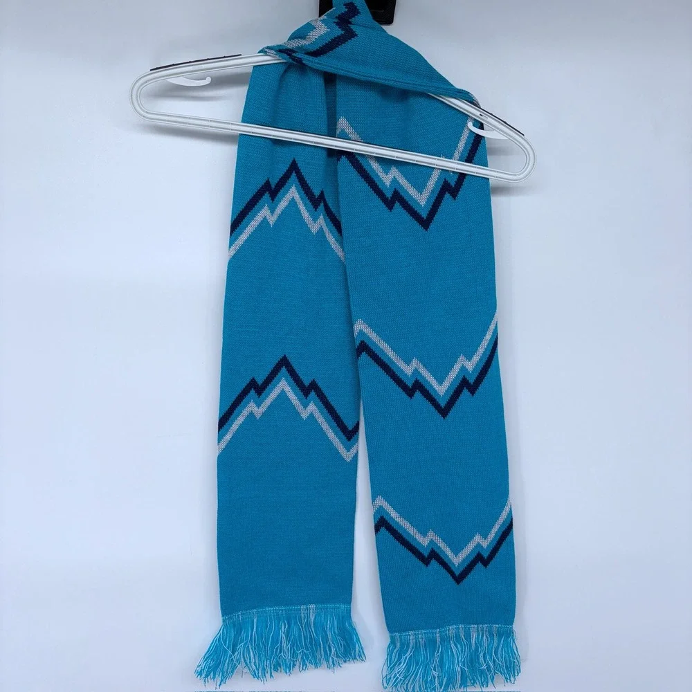 N/A zigzag mountain